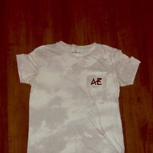 american eagle t-shirt
